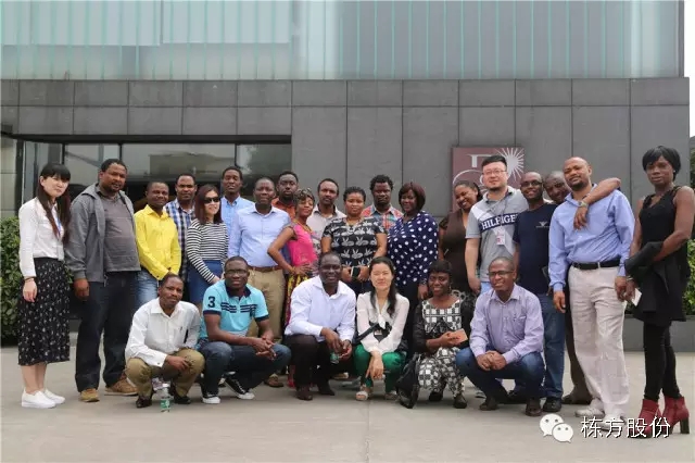 “對中國美妝產(chǎn)品的信心來自棟方！”——中山大學(xué)IMPA國際代表團蒞臨棟方股份參觀研討